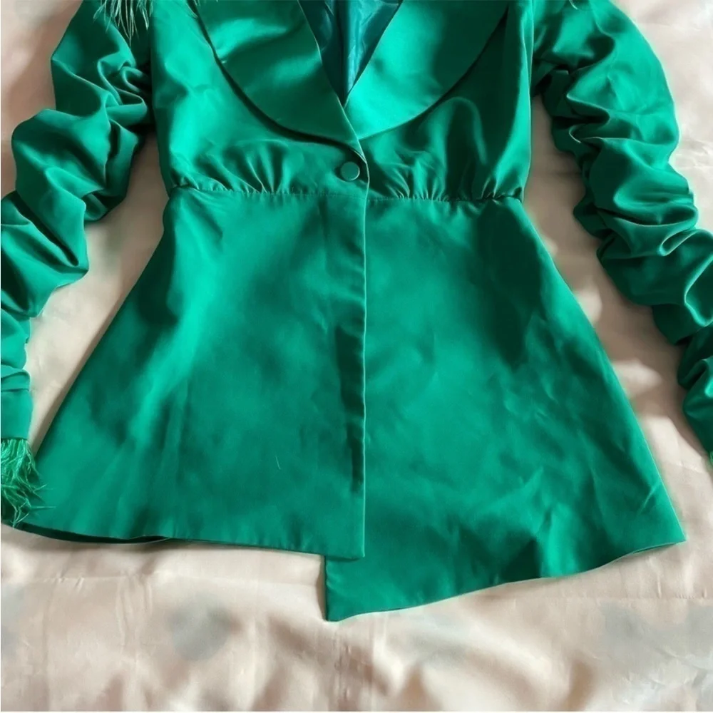 Danielle Guizio- Green Asymmetrical Blazer Dress W Ruched Sleeve Feathers Size M